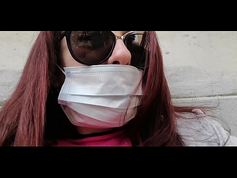 ❤️ Nicoletta rächt sich an ihrem Nachbarn und pinkelt in seine Garage (Special Covid19 Italian Quarantine) ❤❌ Fucking bei uns ❤